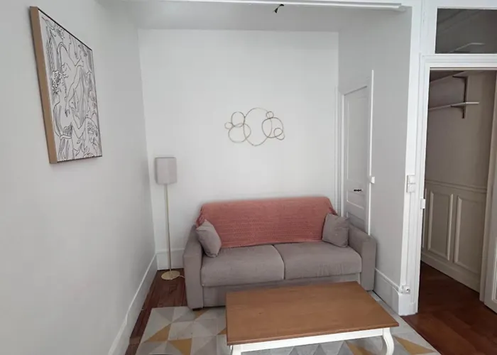 Full Center - Centre Quartier Saint Martin Lägenhet